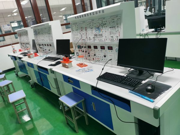 �������z�y���g��Ӗ�b��