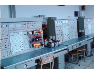 ����늄ӿ��ƃx�팍Ӗ�b��