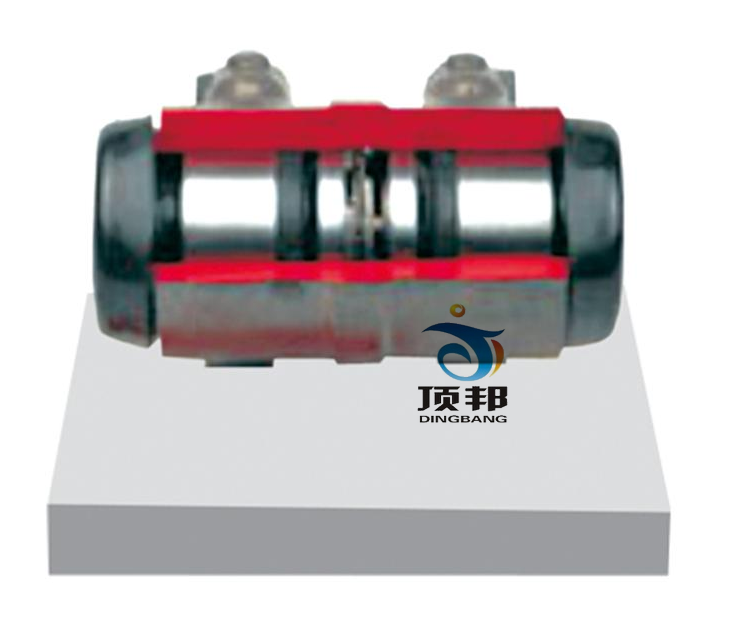 ��܇Һ���Ƅ�(d��ng)�ֱý���ģ��