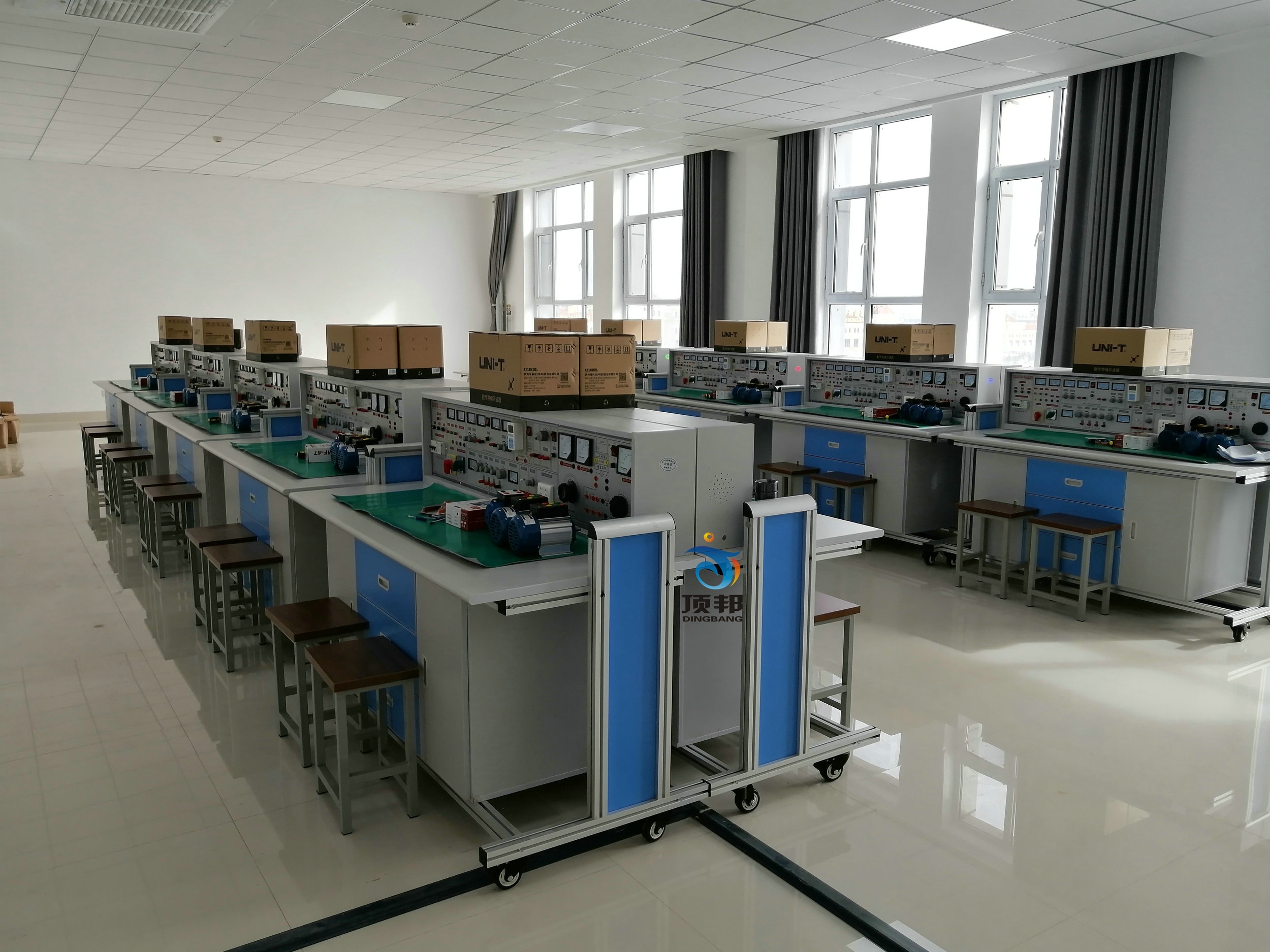 ͨ��늹������������τӣ���ֱ��늙C���ĺ�һ������O(sh��)��