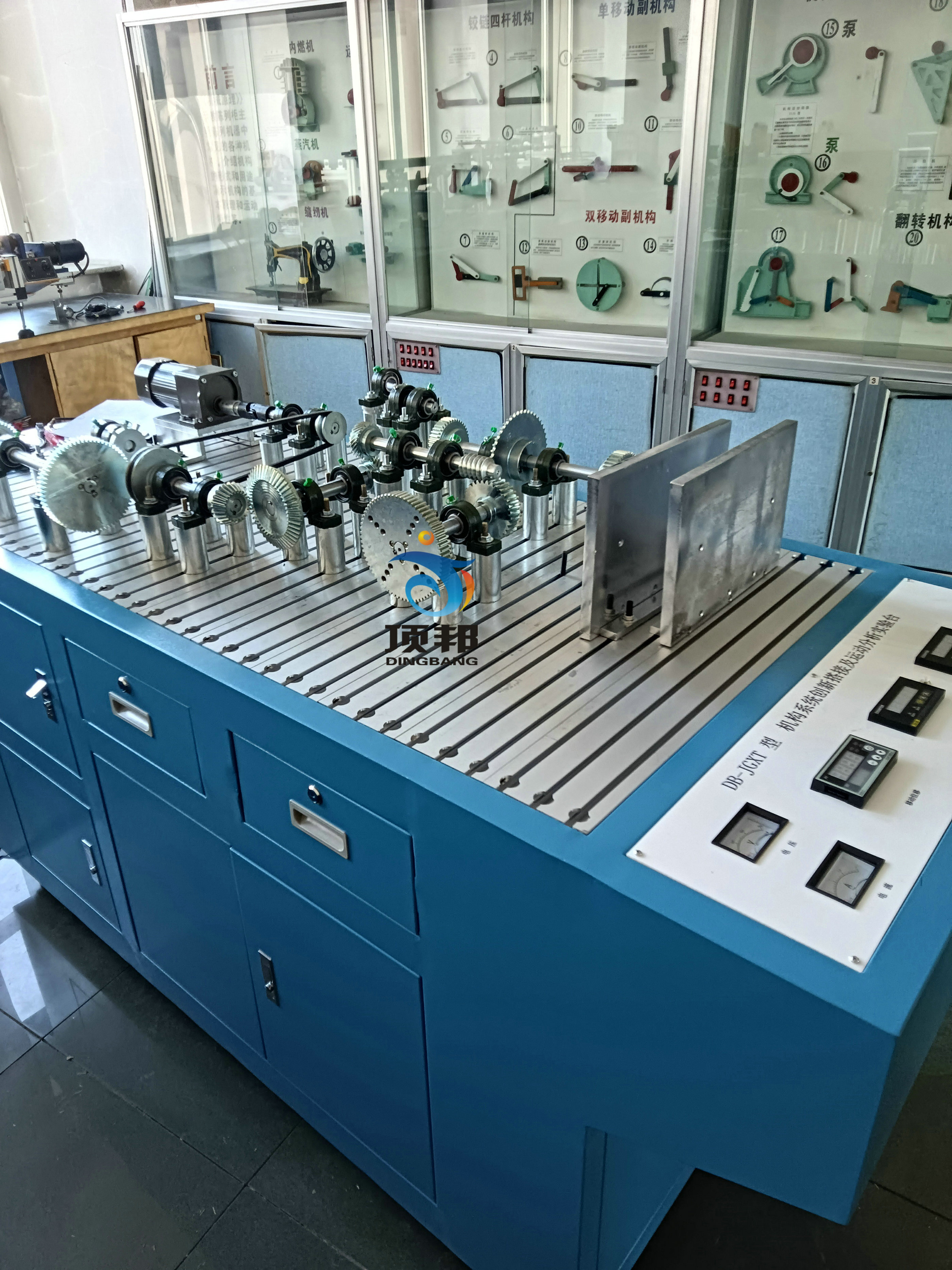 機構(gòu)系統(tǒng)搭接與測試實驗臺