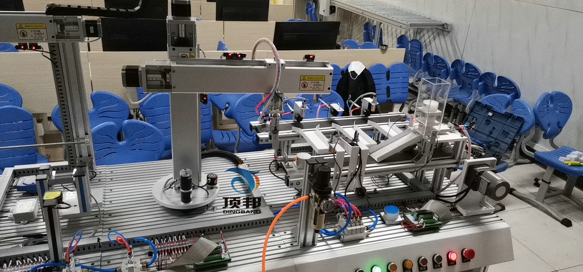 現(xiàn)代物流倉儲自動化實驗系統(tǒng)