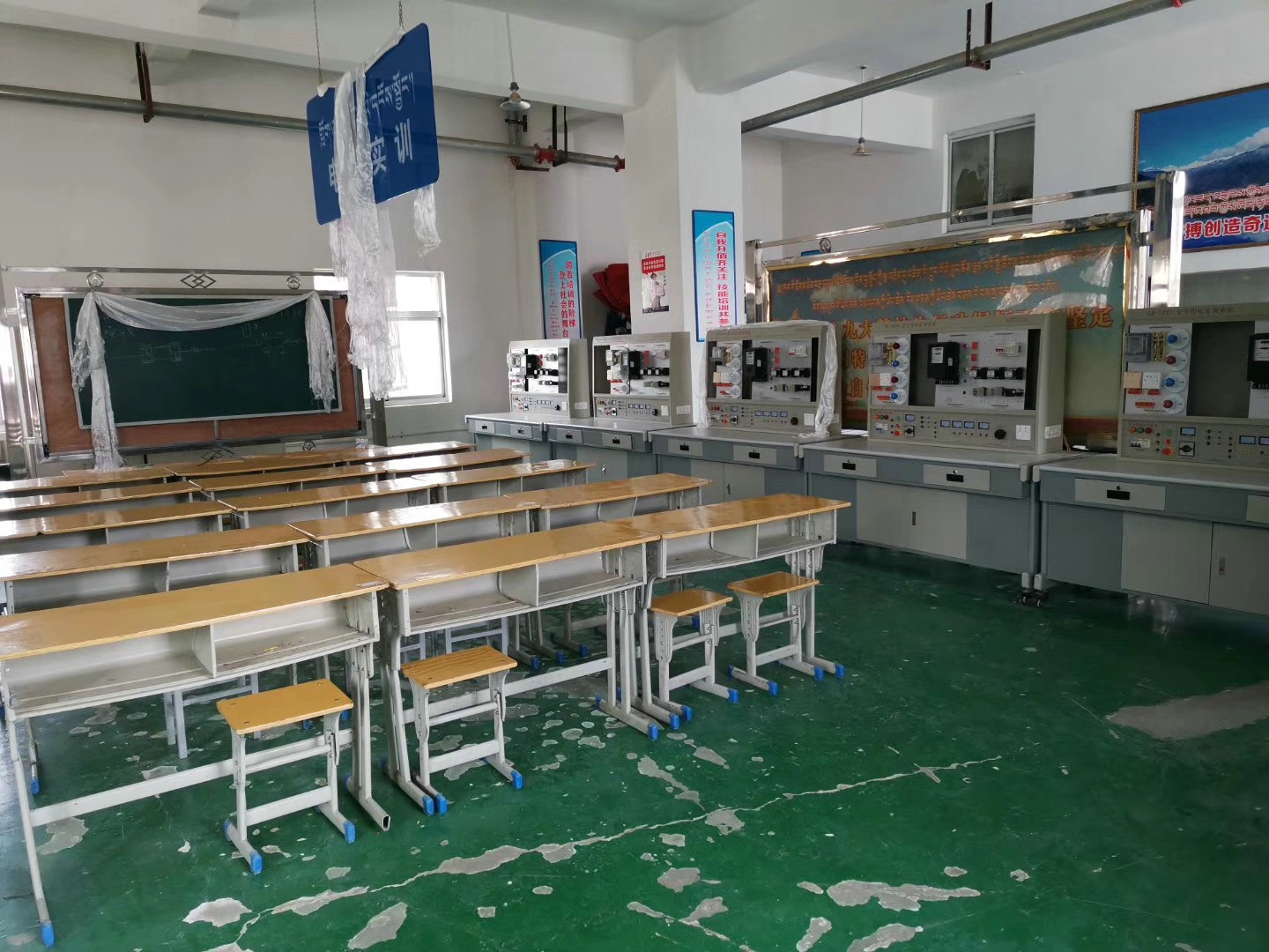 ��ȫ��늌�(sh��)Ӗ(x��n)�b��