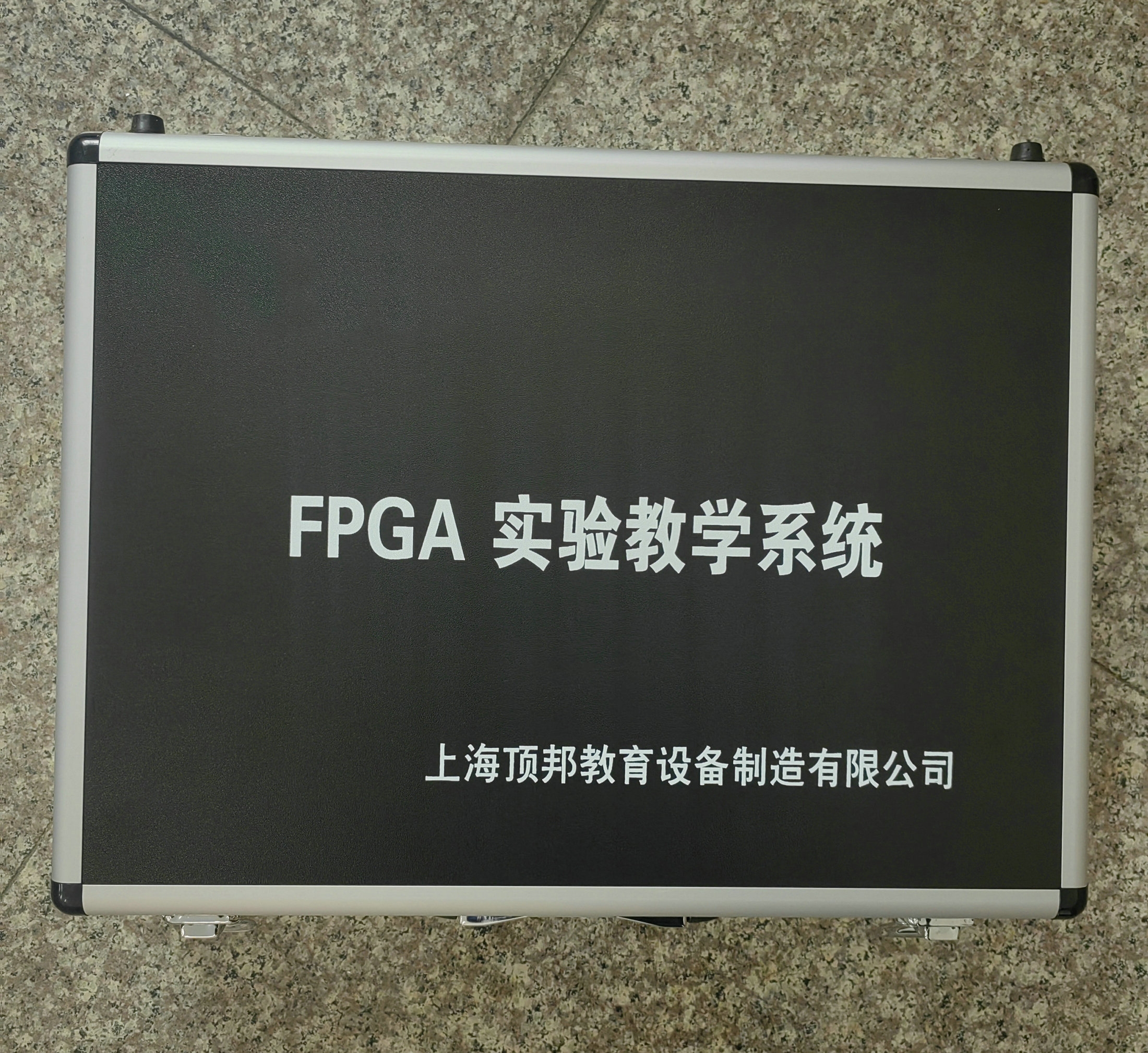FPGA��(sh��)�(y��n)�̌W(xu��)ϵ�y(t��ng)