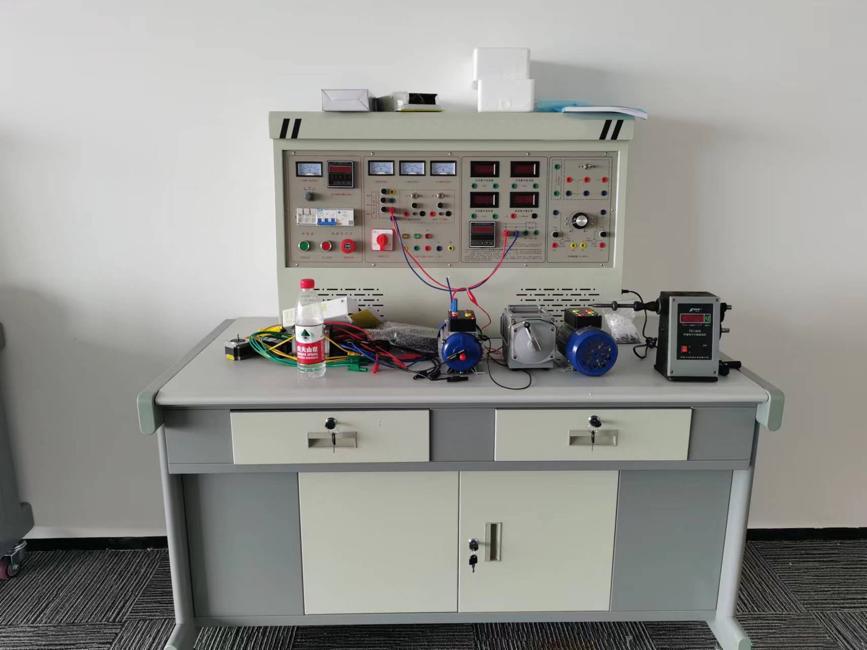 늙C(j��)�b�似�܌�(sh��)Ӗ(x��n)�b��