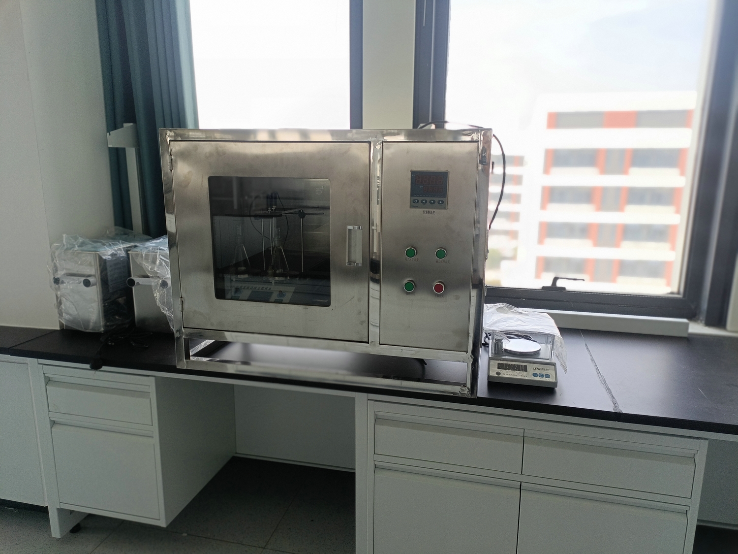 ��ԪҺ-Һƽ�┵(sh��)��(j��)�y(c��)����(sh��)�(y��n)�b��