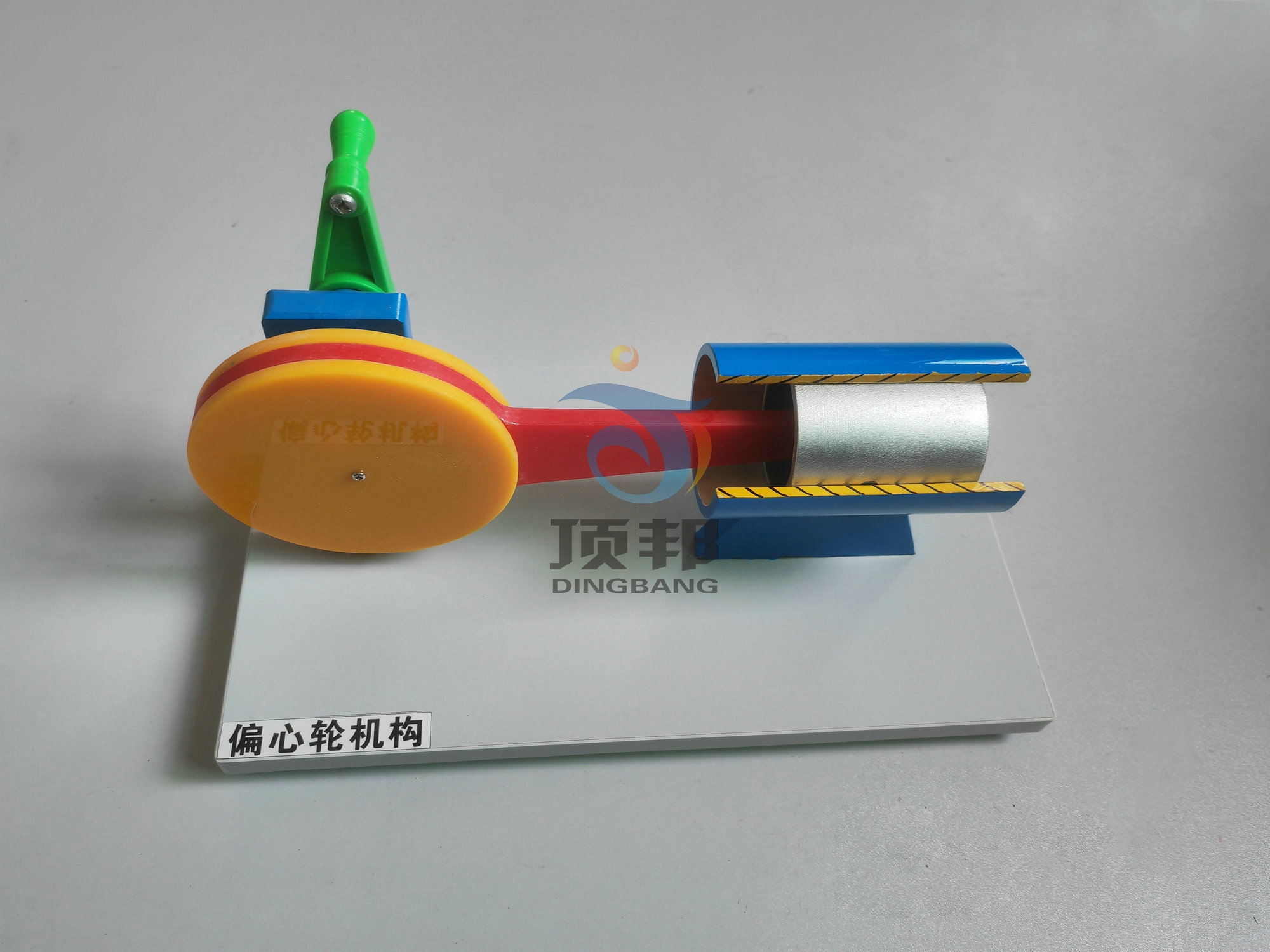 �Cе���A�̌Wģ��