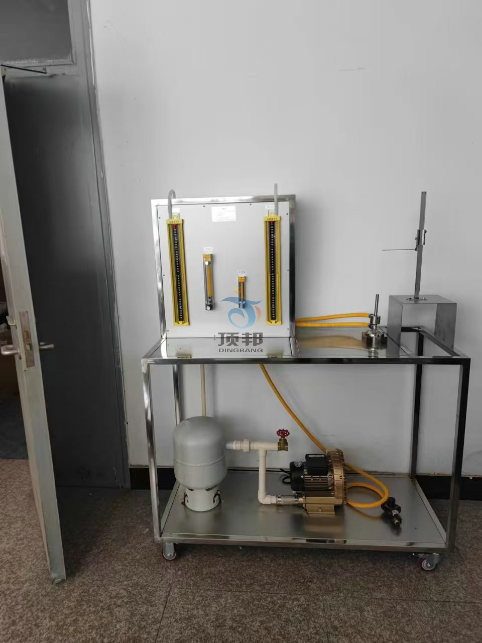 本生燈法測(cè)定火焰?zhèn)鞑ニ俣葘?shí)驗(yàn)臺(tái)