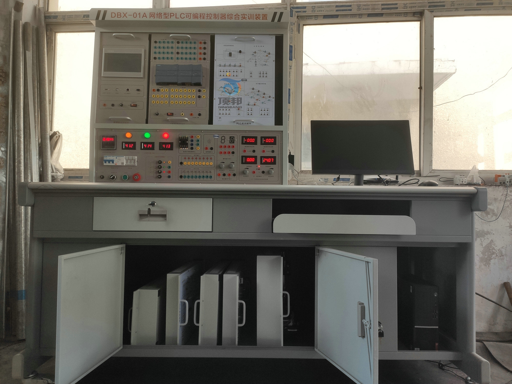 �W(w��ng)�j(lu��)��PLC�ɾ��̿������C�ό�(sh��)Ӗ(x��n)�b��