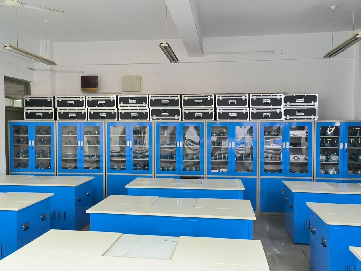 零件測繪理實(shí)一體化實(shí)訓(xùn)室