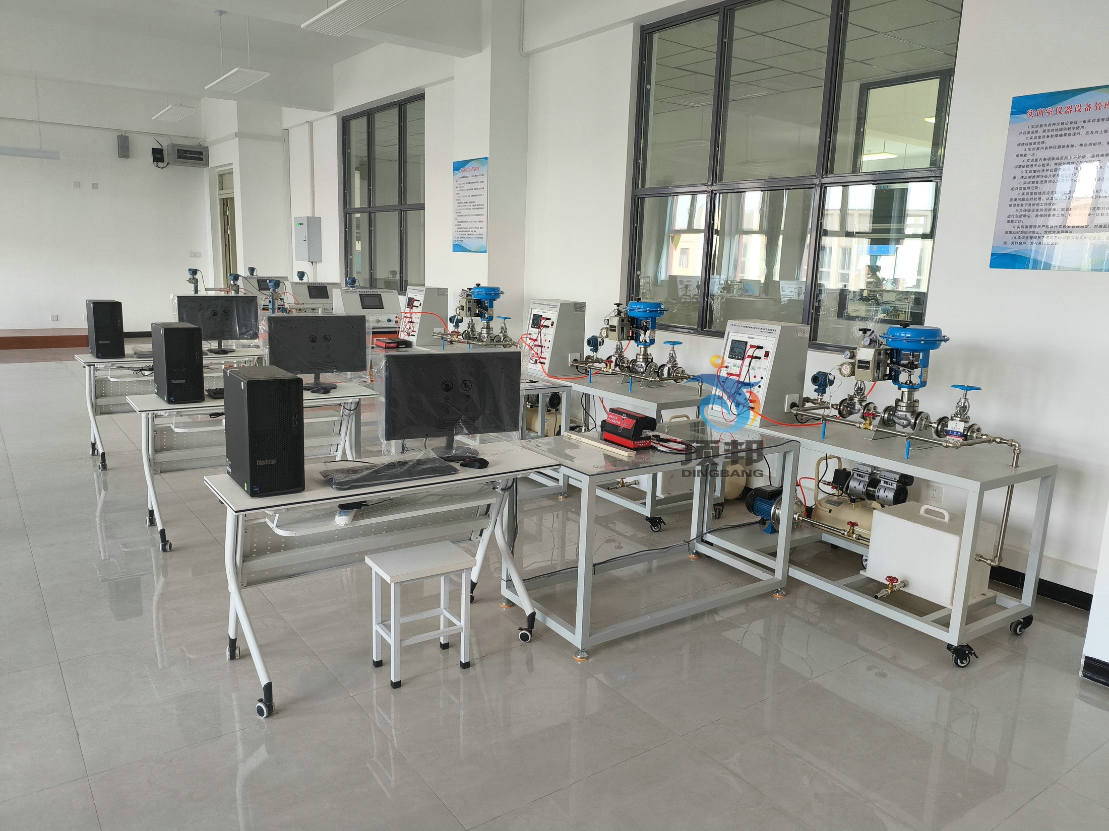 氣動(dòng)薄膜控制閥安裝與電氣閥門(mén)定位器校驗(yàn)系統(tǒng)