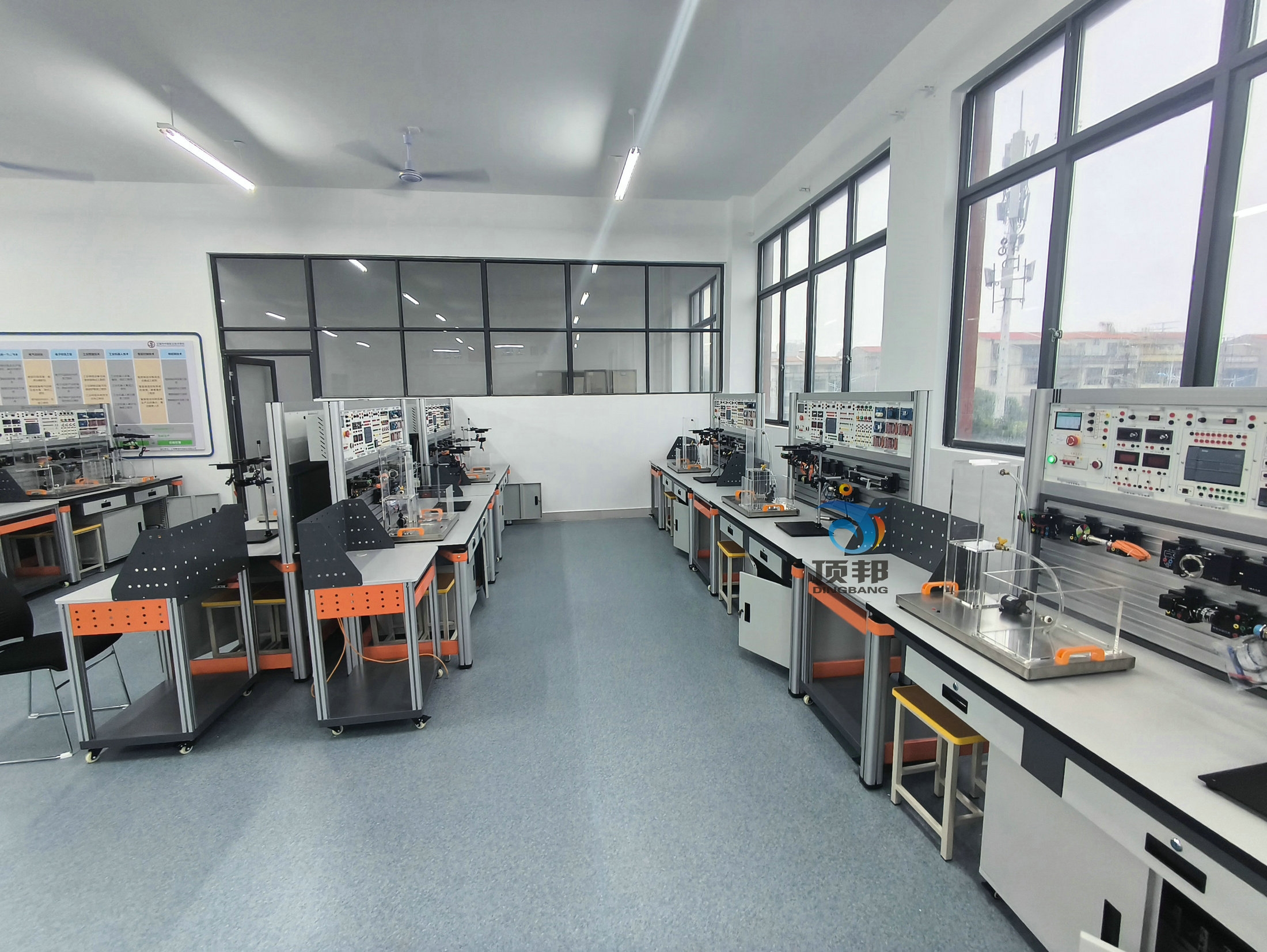 工業(yè)傳感器檢測及控制實(shí)訓(xùn)臺