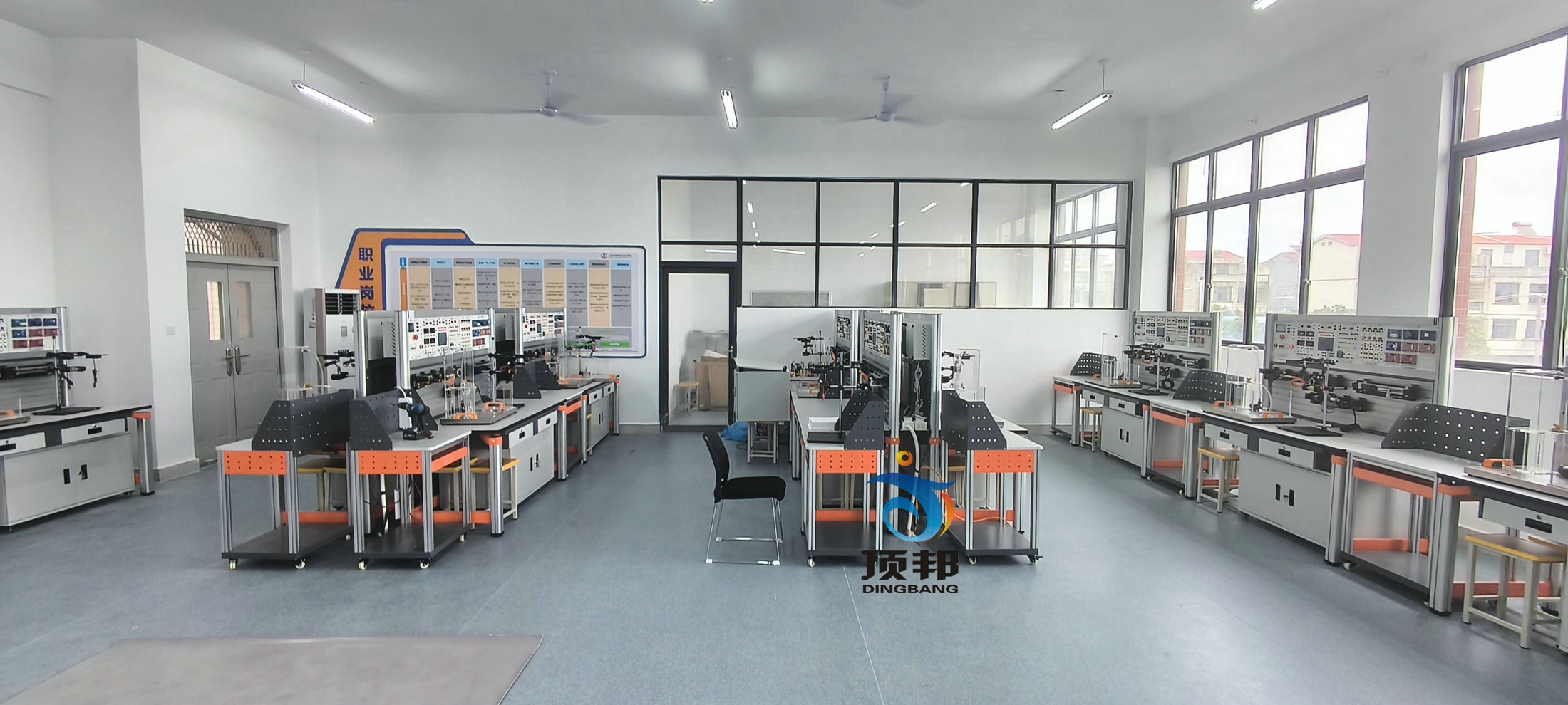 工業(yè)傳感器檢測及控制實(shí)訓(xùn)臺