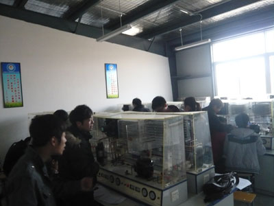 制冷制熱實(shí)訓(xùn)室