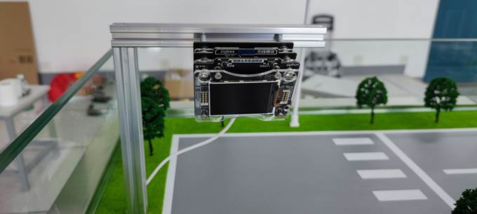 AI܇���R(sh��)�eϵ�y(t��ng)