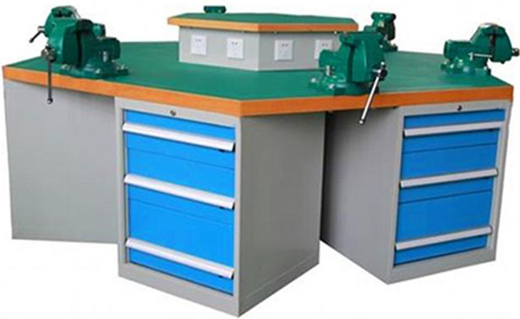 鉗工實(shí)訓(xùn)平臺(tái)